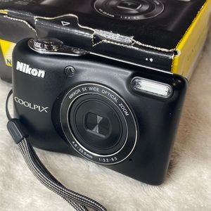 Brand Nikon: Coolpix L30 with original box